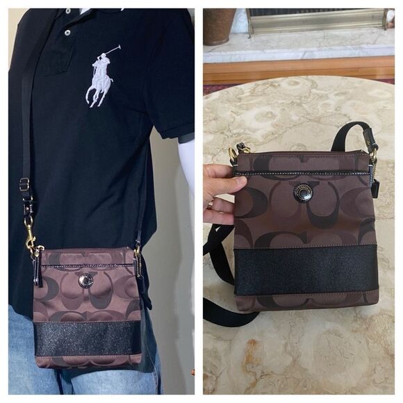 Coach Black/Aubergine Brown Signature Canvas Swingpack Adjustable Crossbody Bag - Picture 1 of 17